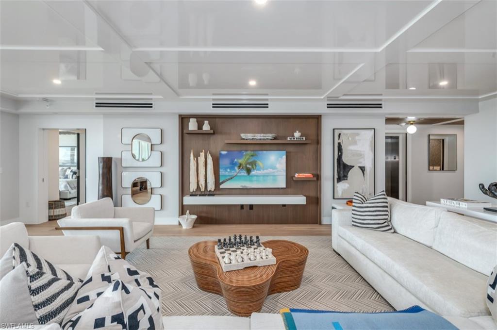 KALEA BAY TOWER 200 - Residential