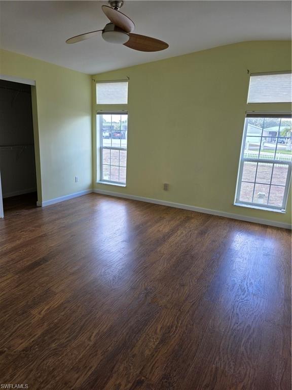 COUNTRY LAKES - Residential