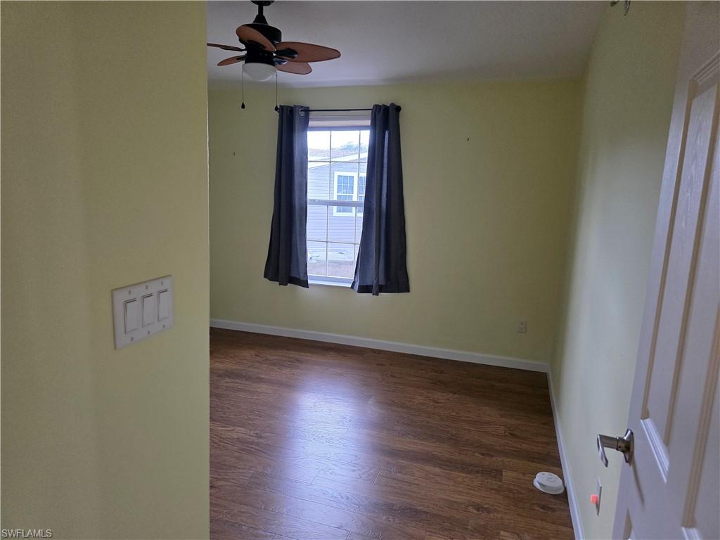 COUNTRY LAKES - Residential