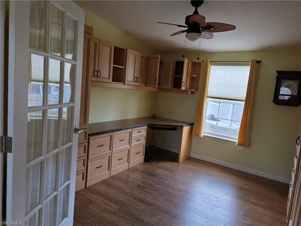 COUNTRY LAKES - Residential