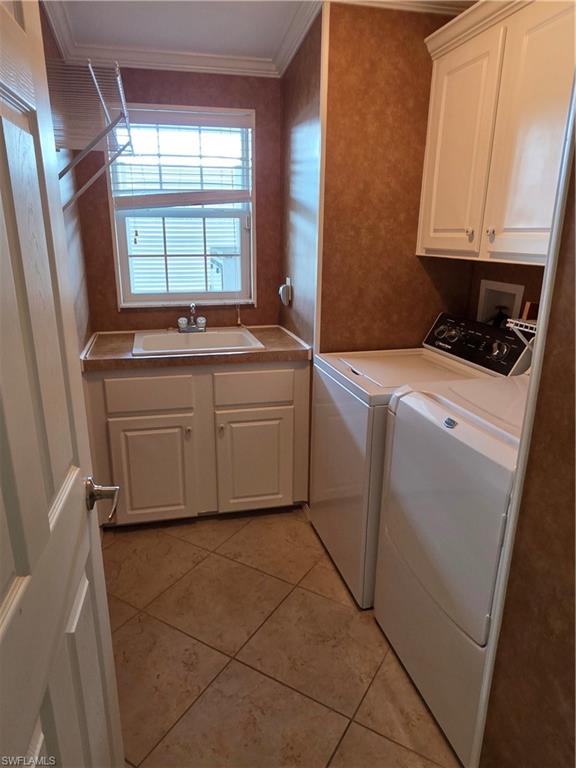 COUNTRY LAKES - Residential