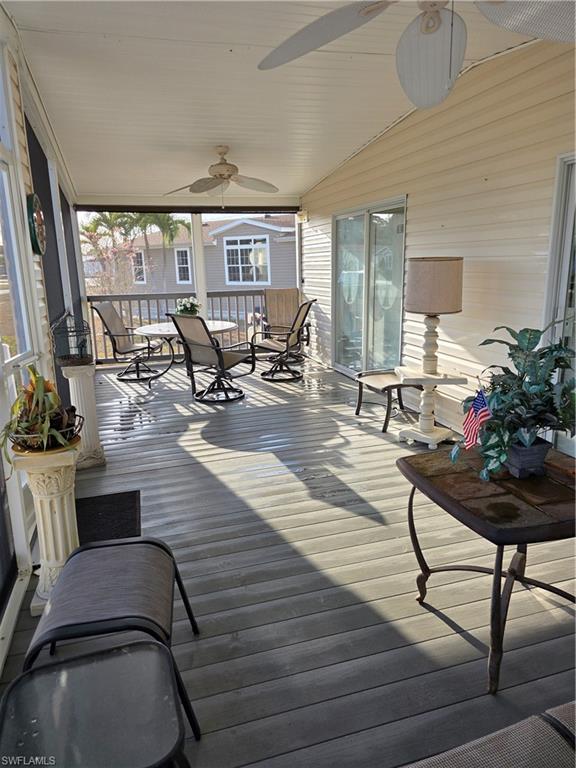 COUNTRY LAKES - Residential