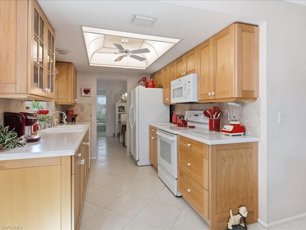 LAKEWOOD - Residential