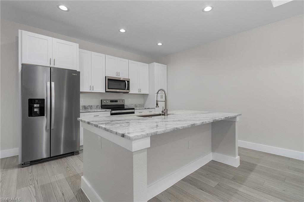 DEEP CREEK - Residential Lease