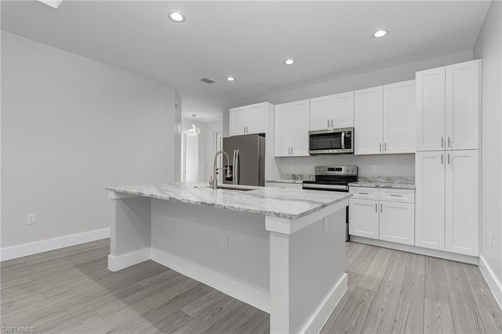 DEEP CREEK - Residential Lease