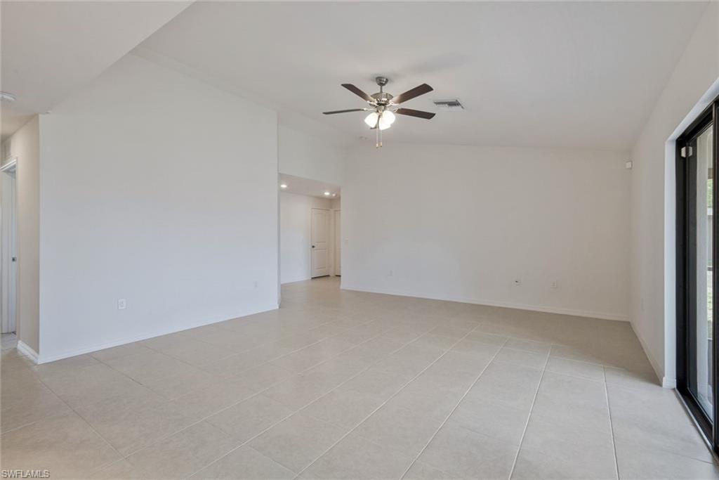 MIRROR LAKES - Residential