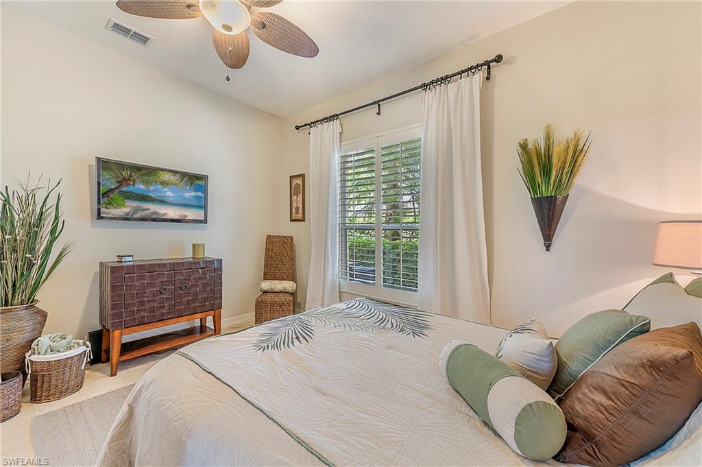 WILSHIRE LAKES - Residential