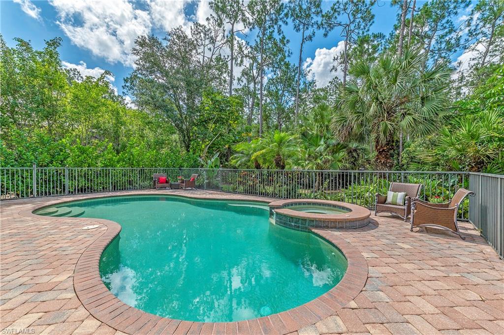 WILSHIRE LAKES - Residential