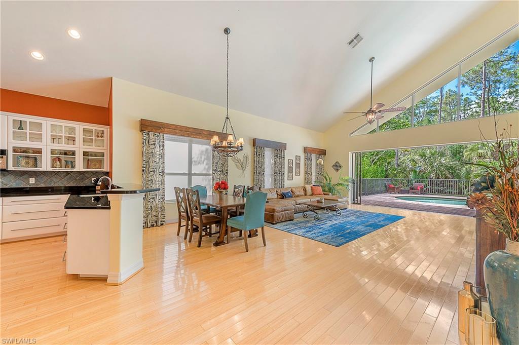 WILSHIRE LAKES - Residential