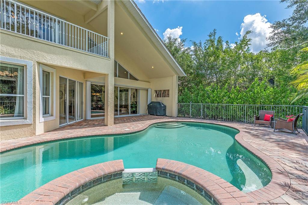 WILSHIRE LAKES - Residential