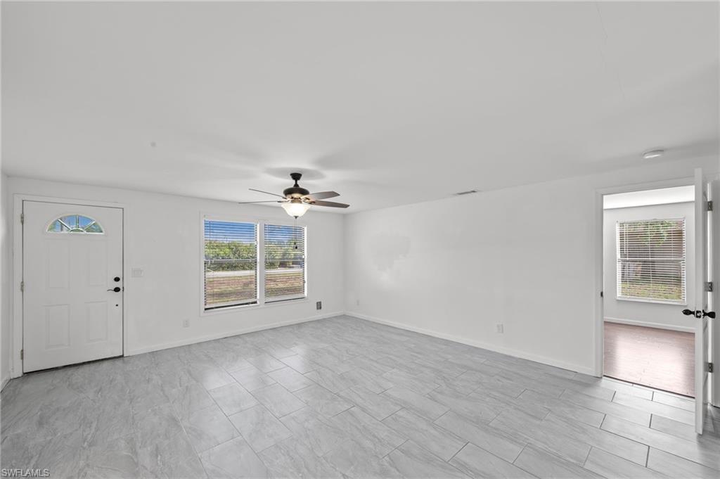 SAN CARLOS PARK - Residential