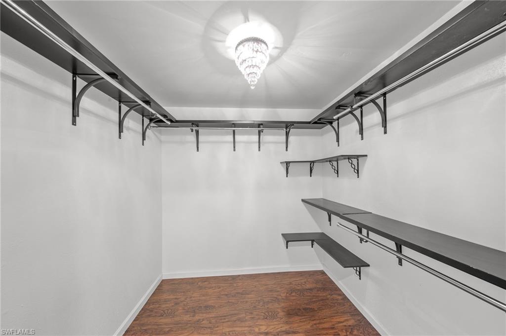 SAN CARLOS PARK - Residential