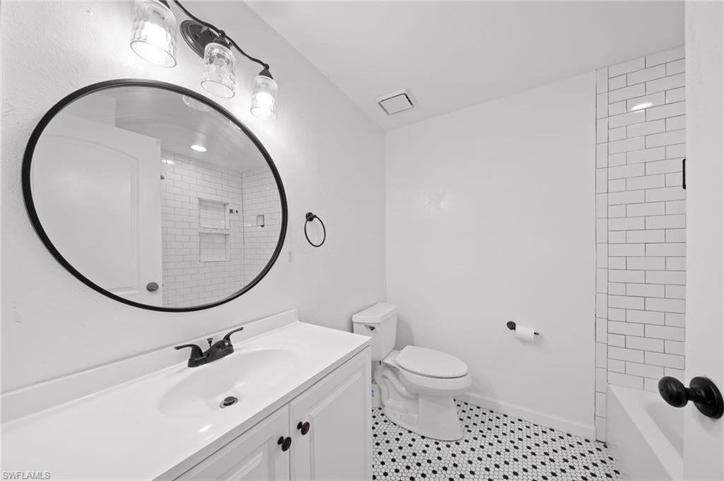 SAN CARLOS PARK - Residential