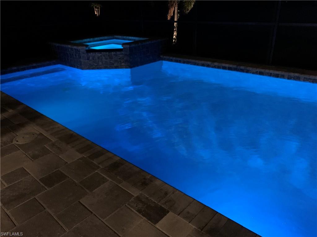 ESTERO POINTE - Residential