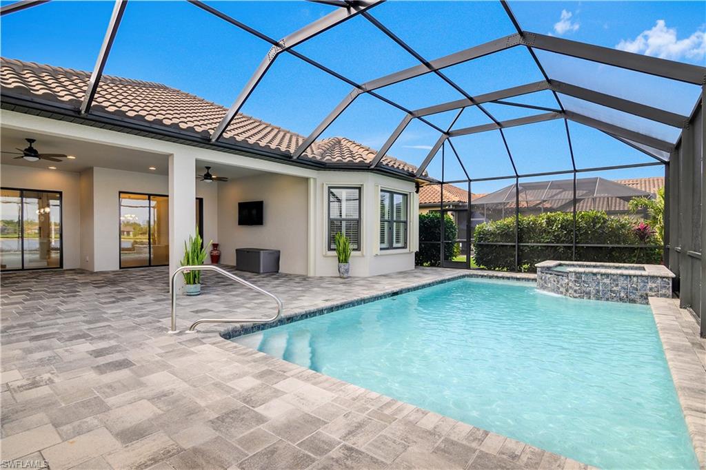 ESTERO POINTE - Residential