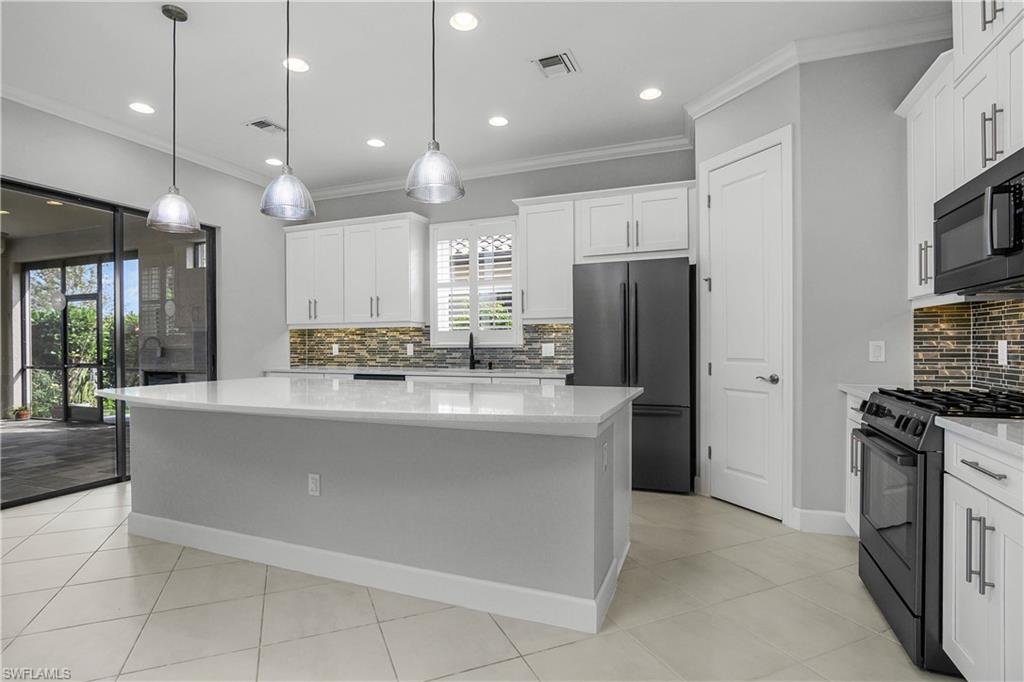 ESTERO POINTE - Residential