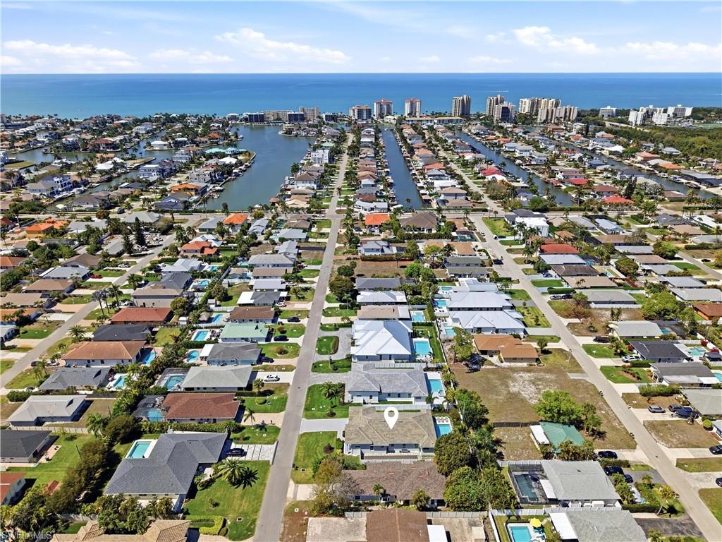 NAPLES PARK - Residential