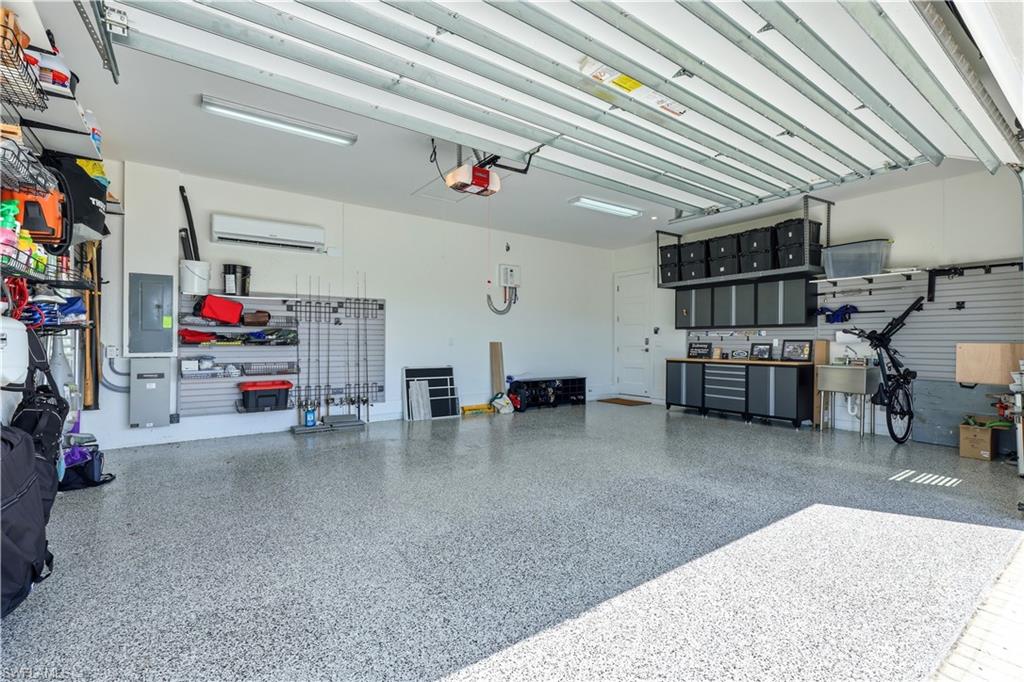 NAPLES PARK - Residential