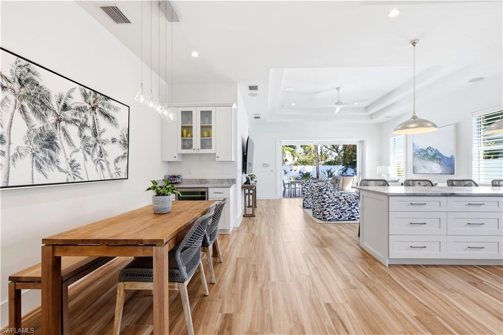 NAPLES PARK - Residential