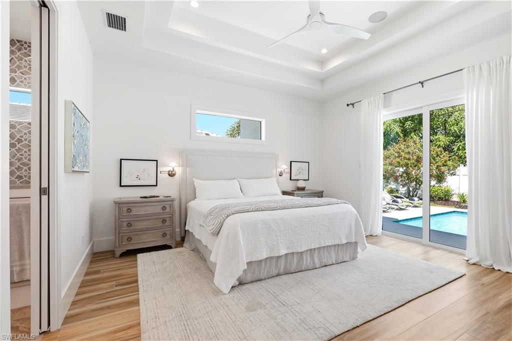 NAPLES PARK - Residential