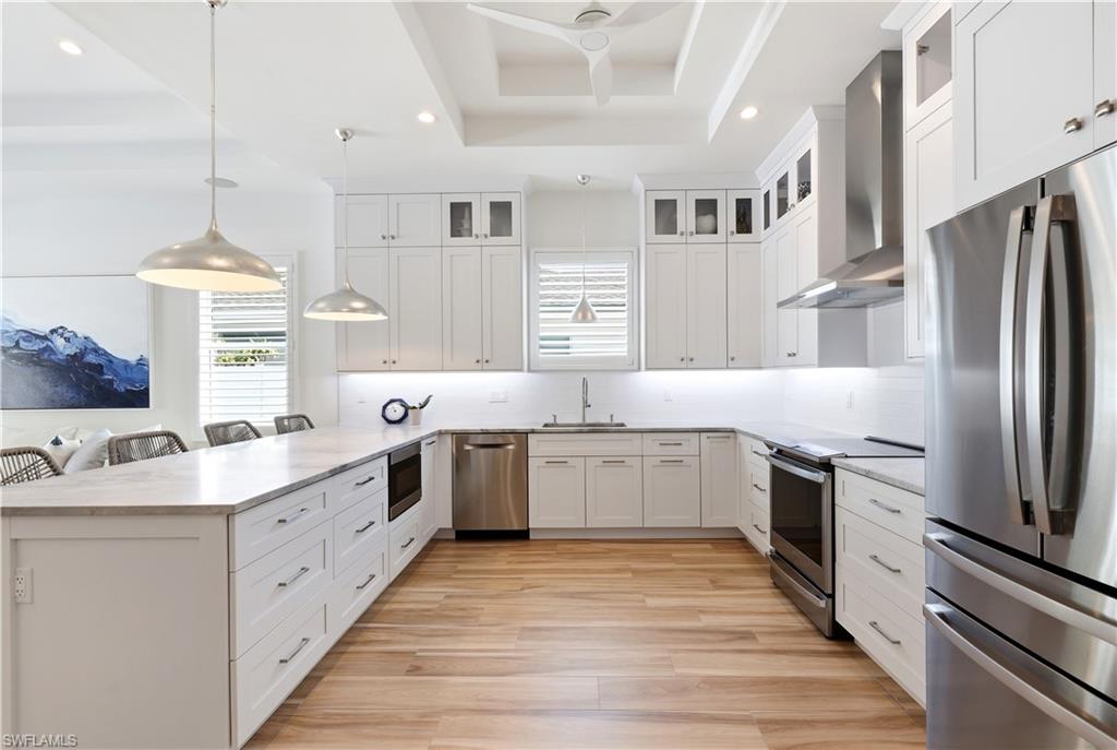 NAPLES PARK - Residential