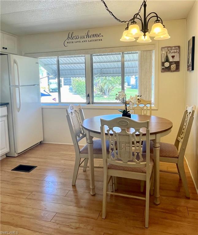 FOREST PARK MOBILE HOME - Residential