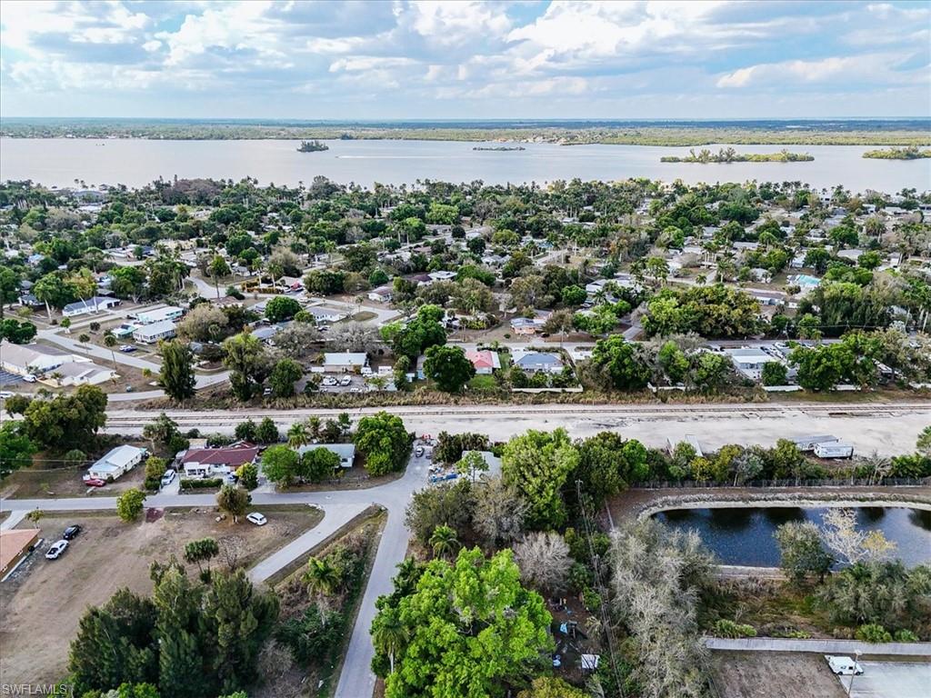 FORT MYERS - Land