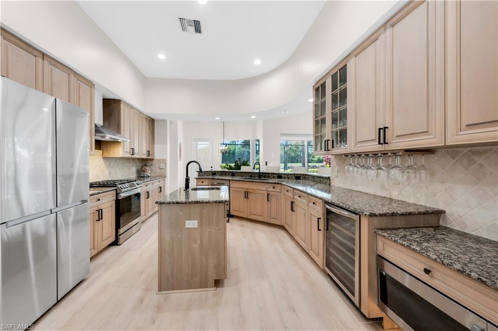 CYPRESS COVE - Residential