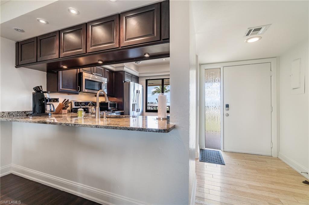 BAY VILLAGE CONDO - Residential