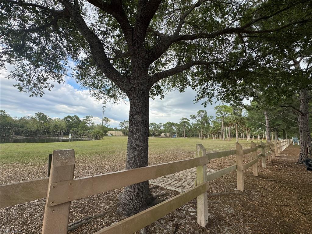 PALM SPRINGS ESTATES - Residential