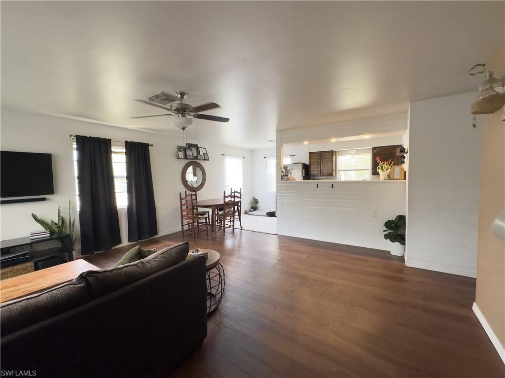 PALM SPRINGS ESTATES - Residential