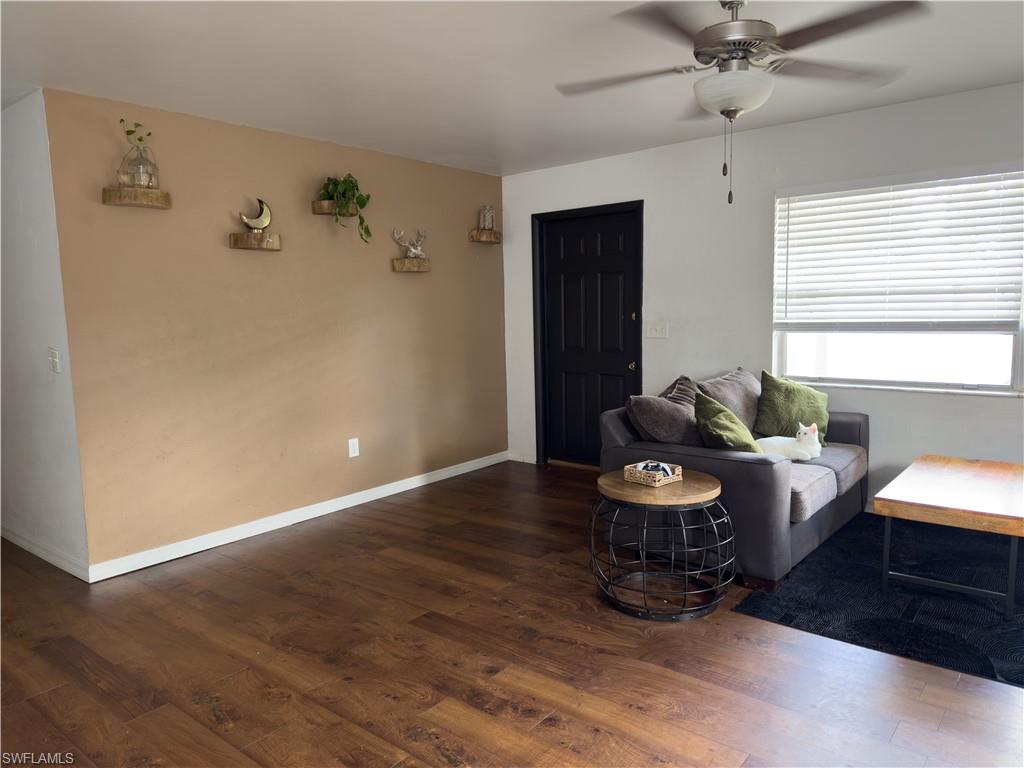 PALM SPRINGS ESTATES - Residential