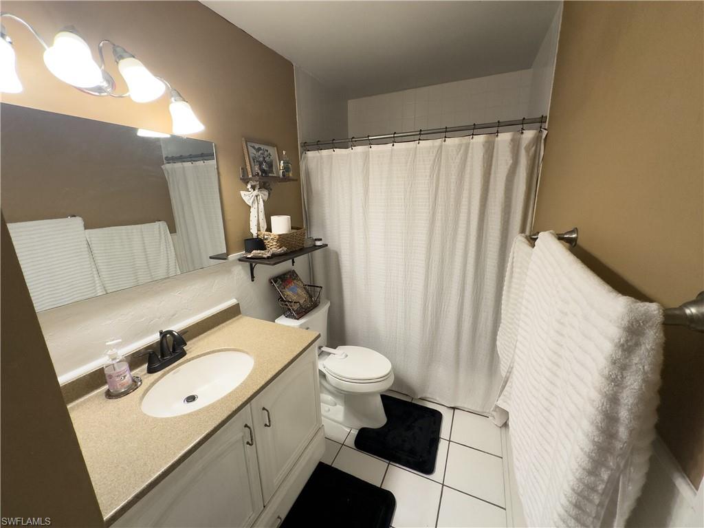 PALM SPRINGS ESTATES - Residential