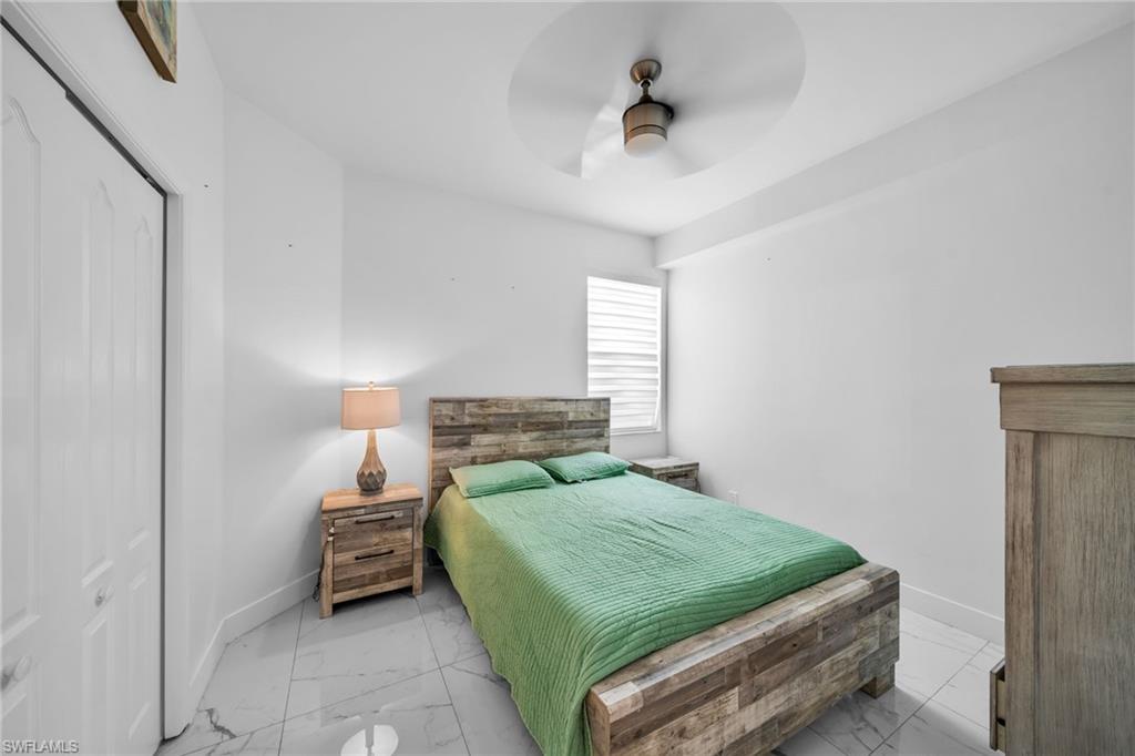 FAIRWAYS I - Residential Lease