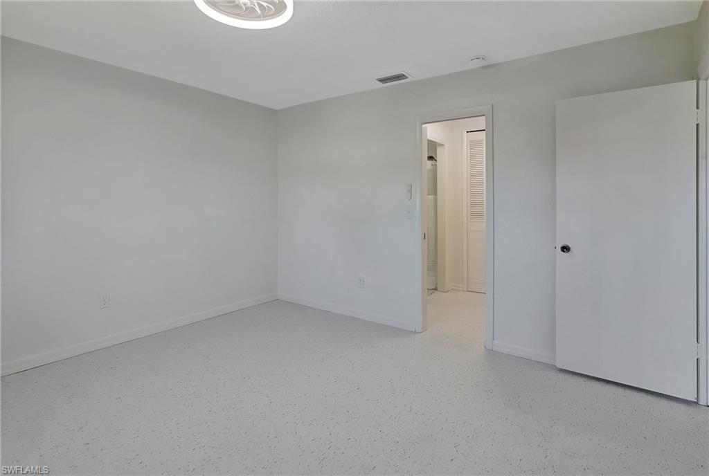 CYPRESS LAKES MANOR NORTH - Residential Lease