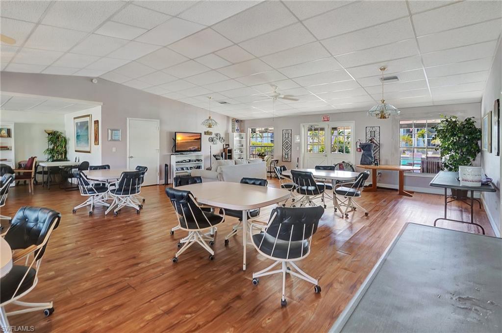 CYPRESS LAKES MANOR NORTH - Residential Lease