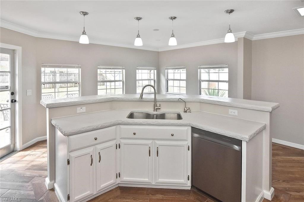 GOLDEN GATE CITY - Residential