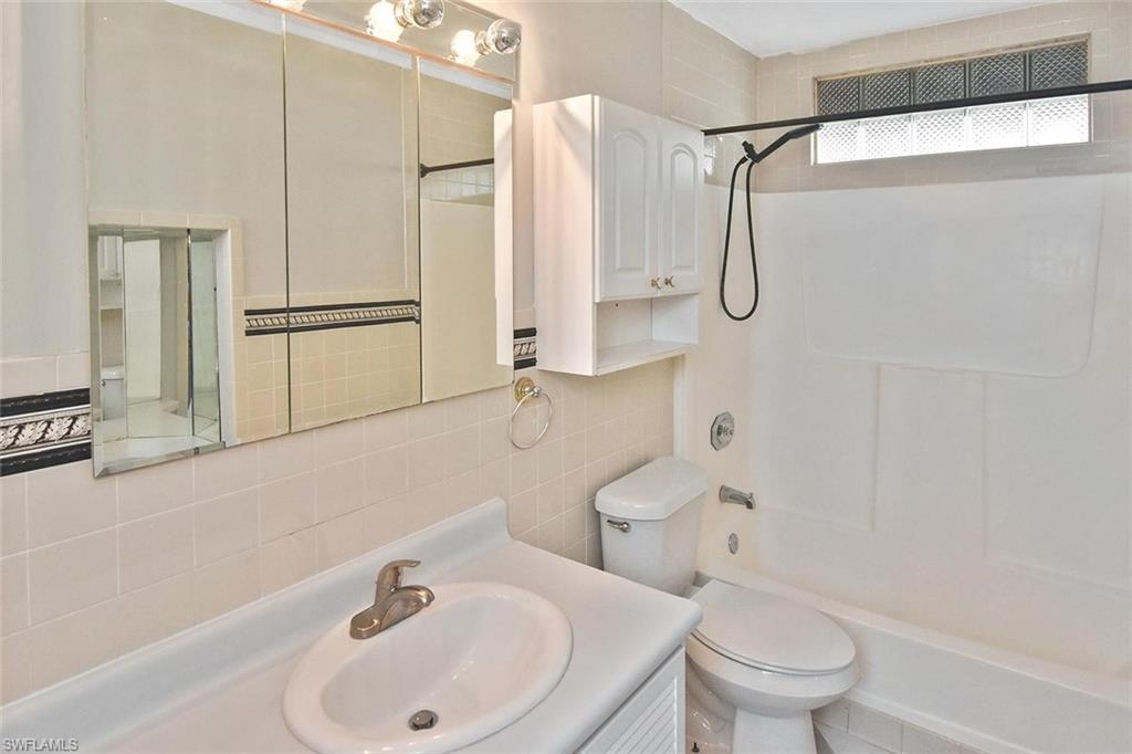 GOLDEN GATE CITY - Residential