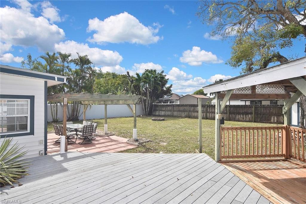 GOLDEN GATE CITY - Residential