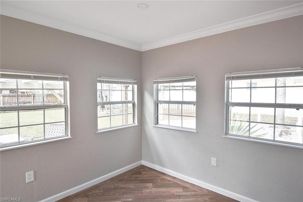 GOLDEN GATE CITY - Residential