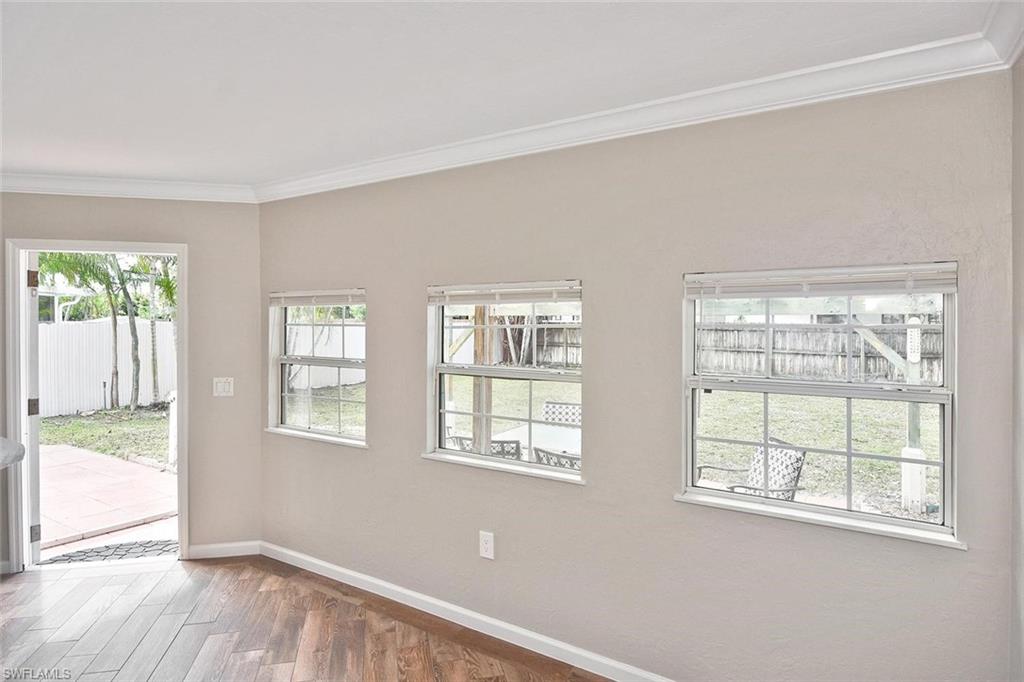 GOLDEN GATE CITY - Residential