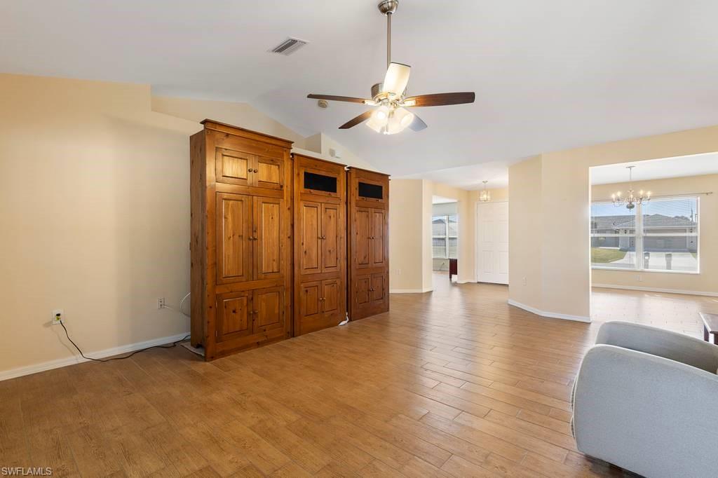 CAPE CORAL - Residential