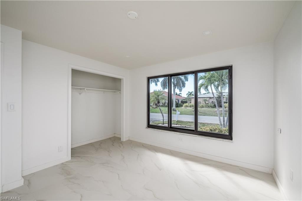 CHARLOTTE PARK - Residential Lease