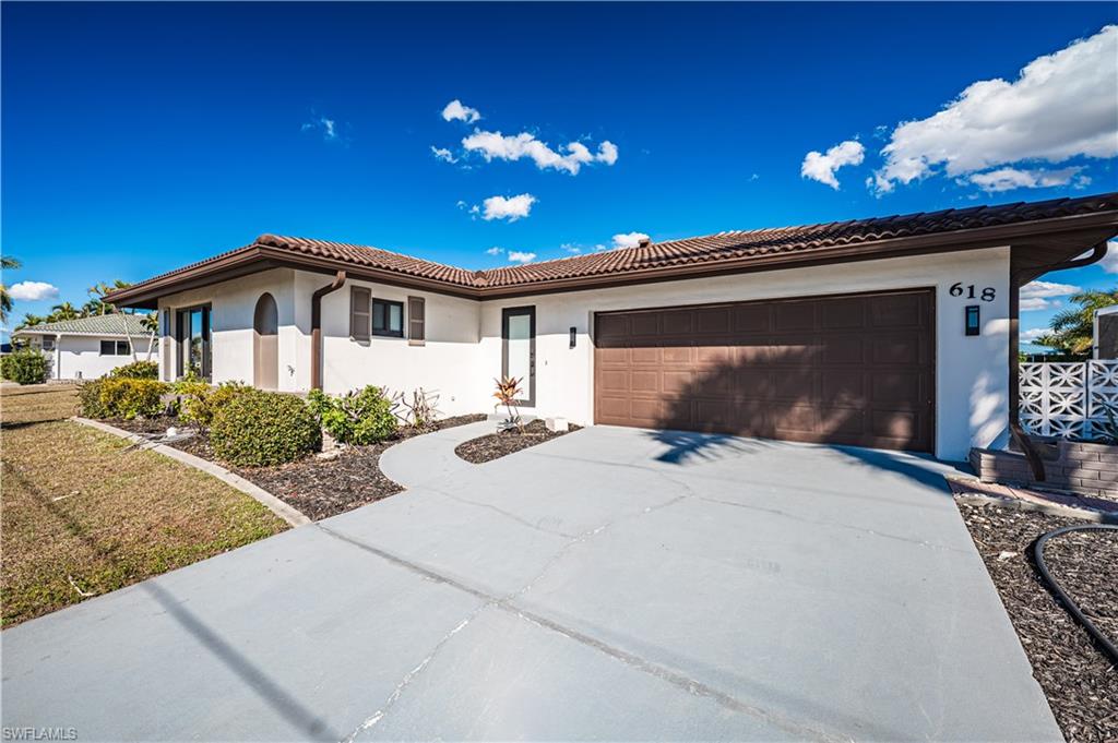 CHARLOTTE PARK - Residential Lease