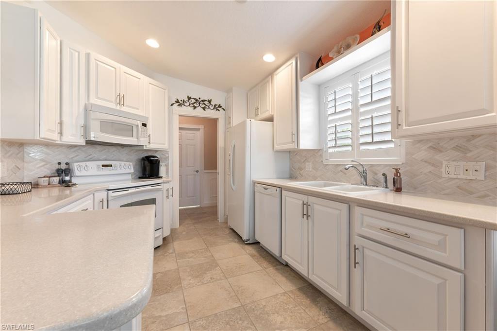 VILLAGE WALK OF BONITA SPRINGS - Residential