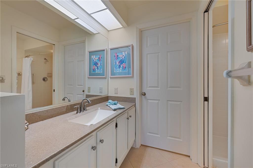 BERMUDA CAYS - Residential