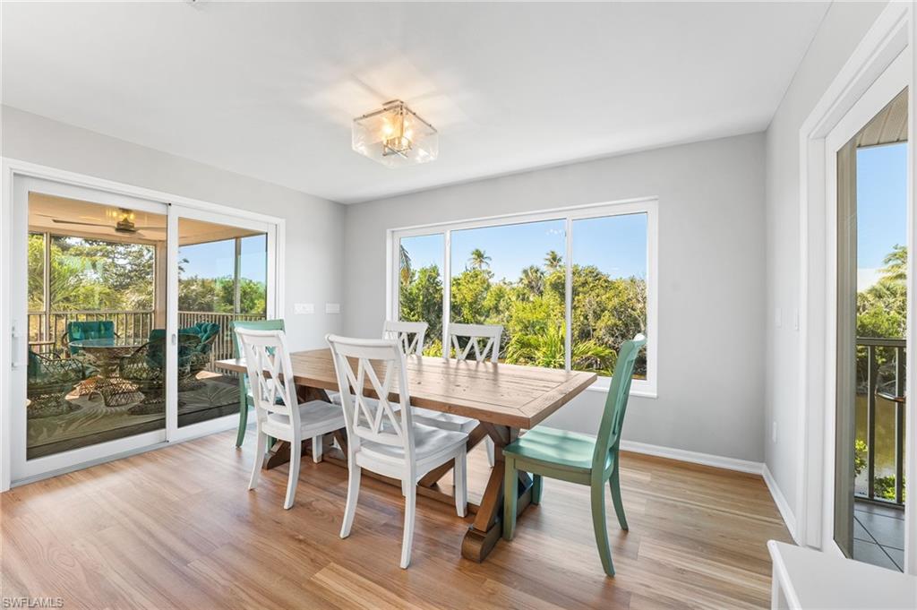 LONG ACRE LAKE - Residential