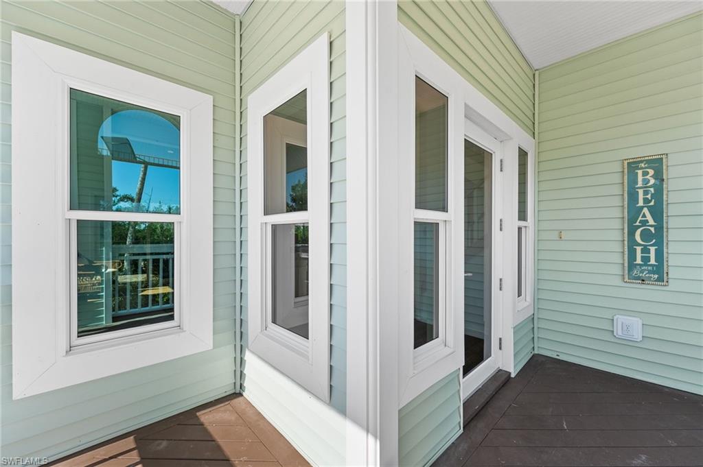 LONG ACRE LAKE - Residential