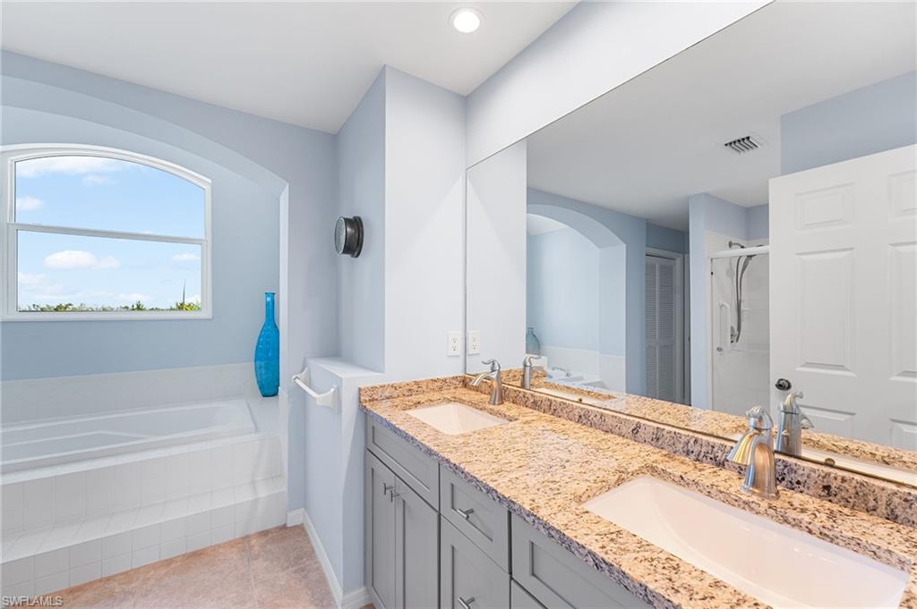 LONG ACRE LAKE - Residential