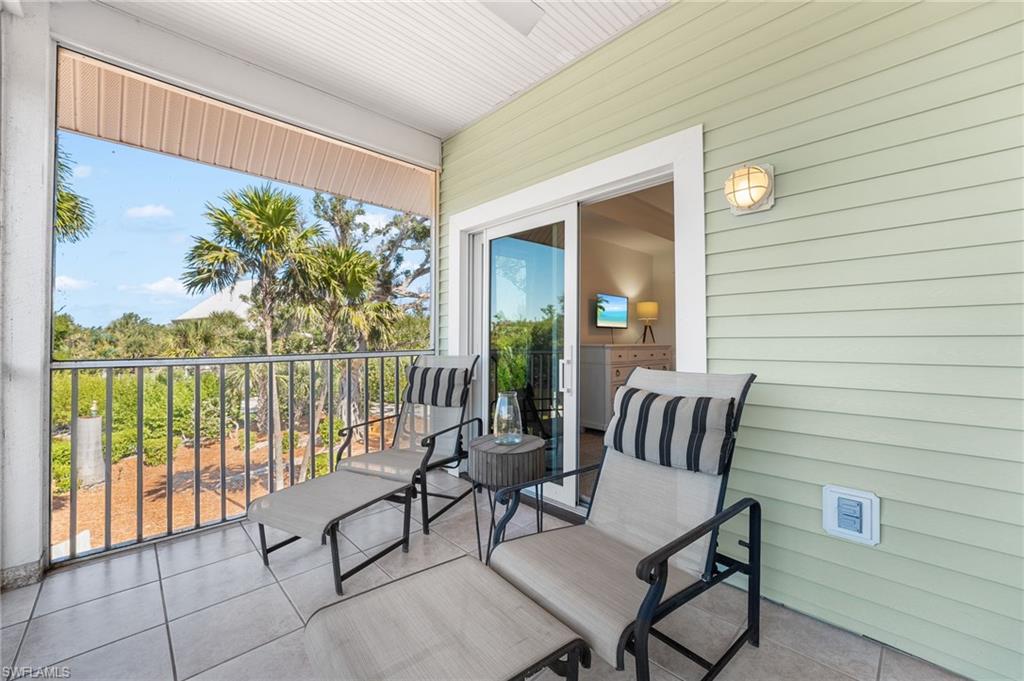 LONG ACRE LAKE - Residential